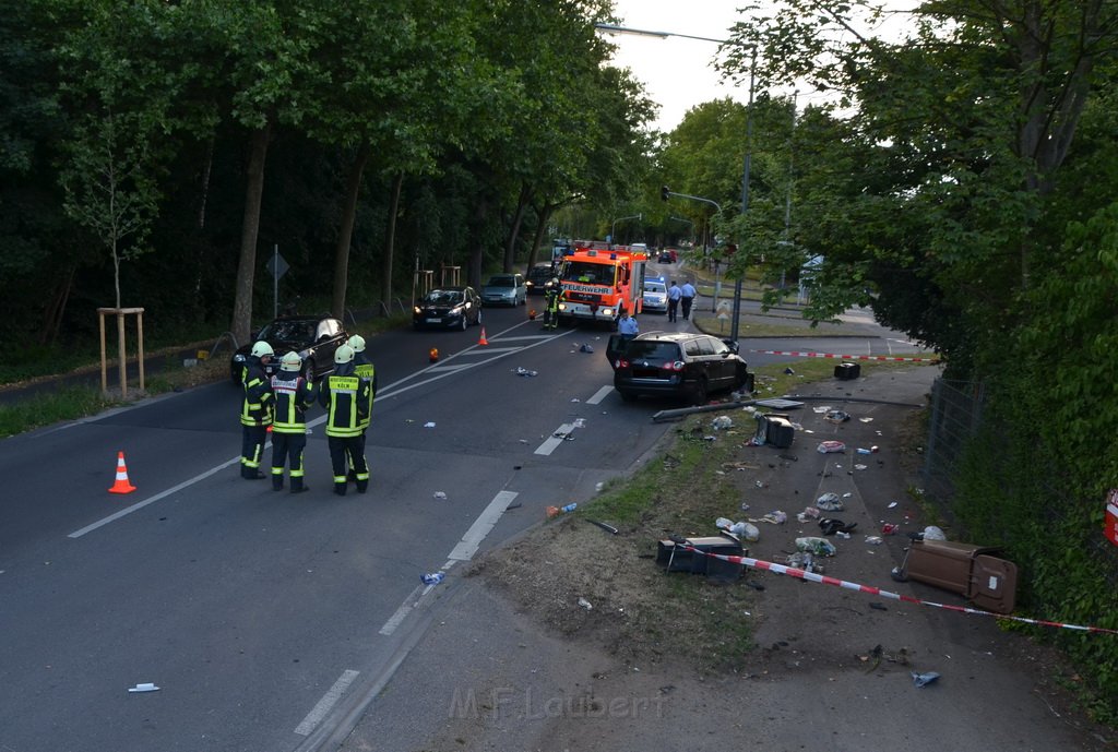 VU Pkw Laterne Koeln Ostheim Frankfurterstr Hardgenbuscher Kirchweg P013.JPG - Miklos Laubert